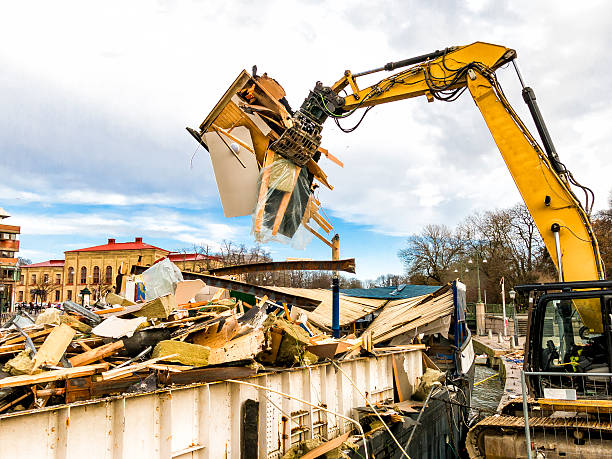 Best Garage Cleanout Services  in Belleville, MI